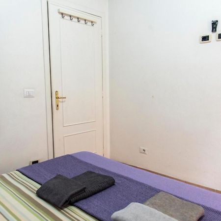 Fruitroom Rome Extérieur photo